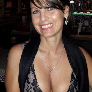 Profilo di Narimen, 48 anni, Puttana a Meta