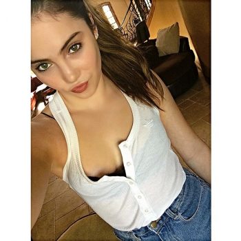 Profilo di Cyriane, 29 anni, Puttana a Airasca