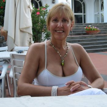 Profilo di Célina, 54 anni, Puttana a Guazzora